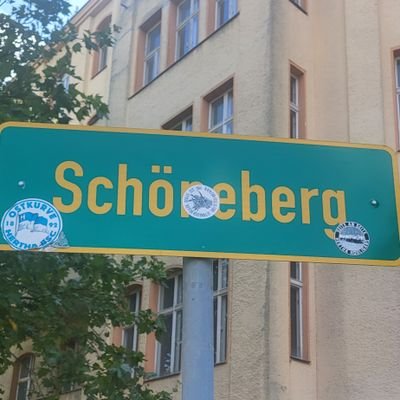Ozo361431's profile picture. Echter Berliner Schöneberg 62/30
fcknzs.
Wenn die Sonne richtig steht, werfen auch Zwerge weite Schatten.