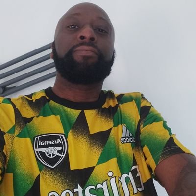 Father. TV Broadcast engineer. Pescatarian, part-time vegan, diary free. Promoter/Event organiser. Do good & good will follow you #Arsenal #TeamJamaica