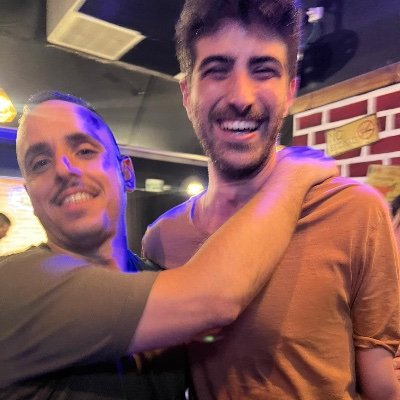 Omrigr's profile picture. 💚