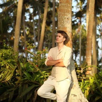 Mahu1594's profile picture. 