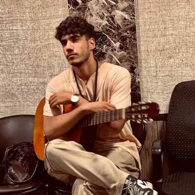 Mahdiar1382's profile picture. منم