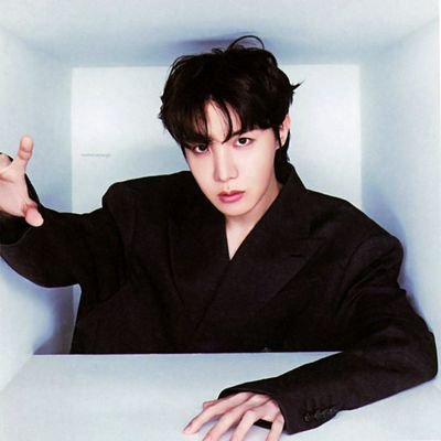 Cuenta dedicada a #JHOPE de #BTS rapero , compositor y bailarin | Noticias , Streaming | Votaciones , Traducciones .!