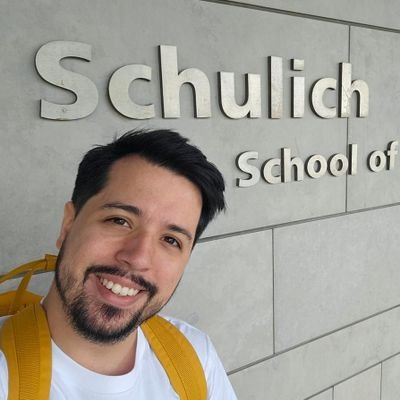 PhD student at Schulich School of Business - York University. Researching consumer culture theory, sociomaterality and video games.