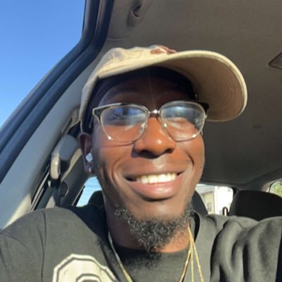 🇭🇹🌊🎲💸✍🏿. Aspiring author (Follow the writing page @9DecimusX)
