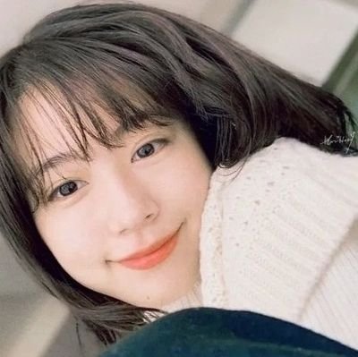 裏垢女子始めました!えちな動画あげちゃう!マン凸はフォロワーから選んでるのでフォローしてね絡んでくれる人ぼしゅー中!!おま。こにシャワー当てるだけ逝っちゃう.年齢はギリロリかな?