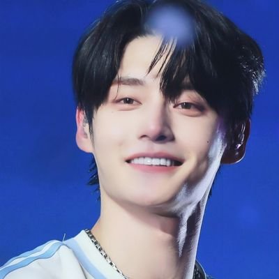 blueb_woong Profile Picture