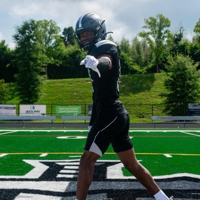 North Atlanta High school | c/o 2024 | Baseball MIF OF | Football ATH | 4.3 GPA | 6’0 175 lbs | email: xaxa11@icloud.com | Getting better each day!