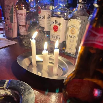 pikatomo's profile picture. 