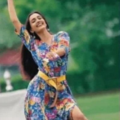 ThatCadburyGirl's profile picture. New to Social, 90’s India’s nostalgic memory. Mother,(all children aren't necessarily human). Creative consultant, Skin Potion Weaver.
