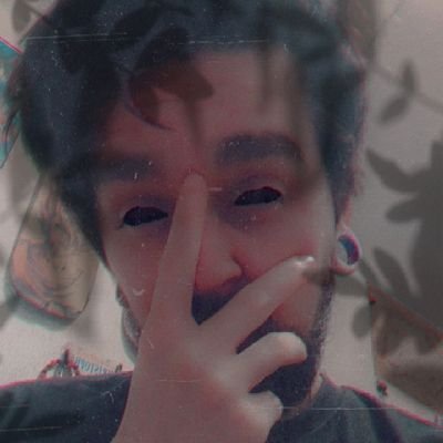 Chriskilgore080's profile picture. 30/m 
bi sexual
just living life and relaxing
Video games.