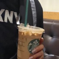 أ. رحاب الهزاع🤍 (@shmmerii) 's Twitter Profile