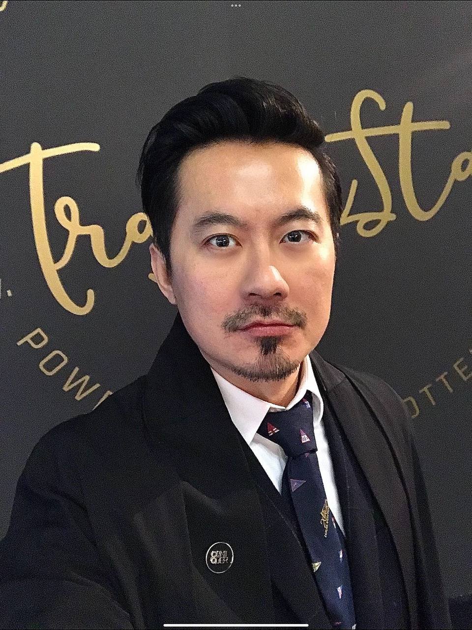 Koolast296340's profile picture. 大家好！我叫Colin，本人有20多年的博彩經驗，對百家樂、德州撲克、足球、籃球、等博弈都深有研究。