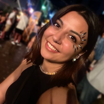 BusraSerbestt's profile picture. 👩🏽‍💻