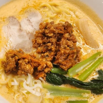 心霊に興味あります。やらせはいらない、事実だけを知りたい。ラーメン大好き🍜🍥だけど詳しくはない。良くわからない方からのフォロー(エロ系等)はブロックします。
悪しからず…。