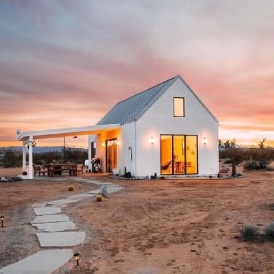 Skilled modern Carpenter, I build tree houses. tiny houses, custom houses.