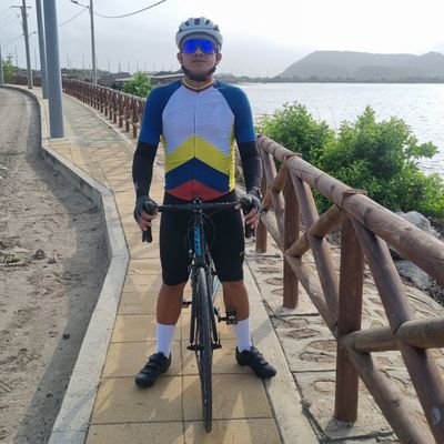 Ciclista aficionado y amante al Junior