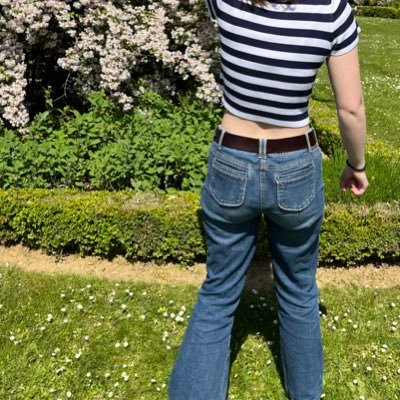 🔞🇫🇷I am into everything 🍃💩💦🖐️, love diapers, scat, piss and cross dressing (20yo)