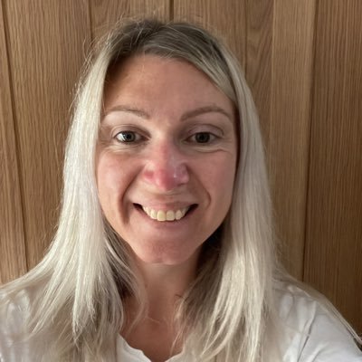 MrsLMcFarlane Profile Picture