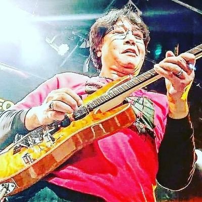 元コナミの矩形波倶楽部リーダー。作編曲家、ギタリスト、ゲームサウンドクリエーターの古川もとあきです。写真を撮るのも大好きです。https://t.co/uNZy6s9huh　
SLアカウント@sltabiroman 
M'sアート @msart_art もよろしくお願いいたしますm(_ _)m