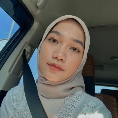 lilamaulina's profile picture. 