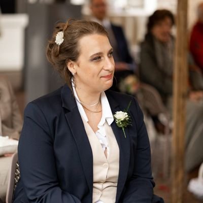 LadyOdina's profile picture. 🌈 Little strange but sweet

6714 1527 2907 PoGo trainer code