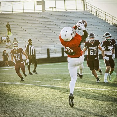 Manvel Highschool |25’| 11.1 100m | cell-8329783264 @hokaheyfootball | 5’11 slot/wr