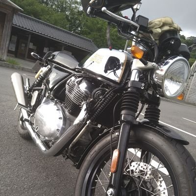 大分県のバイク乗りです!
よろしくお願いいたします。
車歴を書いてみました。
RZ250RR
VT250 2型
TZR250
Bandit400 limited
TRX850
SRX600
SR500
Continental GT 650

職業:プラントエンジニア的な
猫好きです🐱