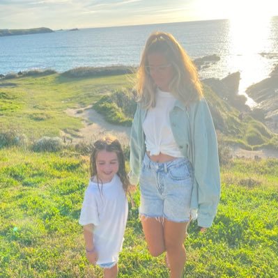 karmlois's profile picture. Teacher. Mummy to my small human, who is every day, unapologetically herself.