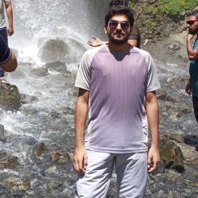 usama_qureshi43's profile picture. Student of Business, philanthropist, and all of above a citizen of Islamic Republic of Pakistan.