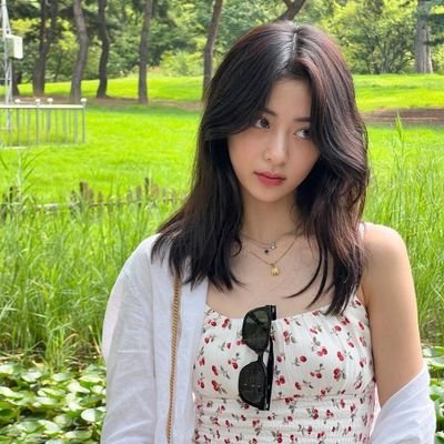 serinaeyu's profile picture. 