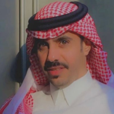 لا أحاول أن أجمل صورتي لأحد فأنا عادي في نظر من لا يعرفني مغرور في نظر من يحسدني رائع في نظر من يعرفني وهذا يكفيني مؤمن في #روية2030 . . . . . 🎤⏯⤵️ 🐎🐎