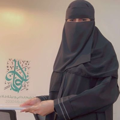 معلمةرياضيات-باحثة دكتوراة -معلم متميزعلى مستوى الخبر٢٠١٧و٢٠٢٣- وجائزة ال مكتوم للمعلم المتميز٢٠١٨-جائزة رقي الخبر٢٠٢٢-تكريم وزير التعليم٢٠٢٢