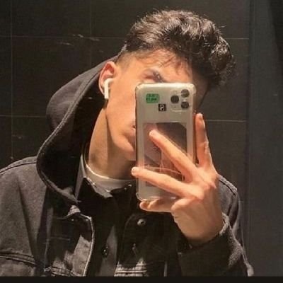لا افرض رأيي على احد وليس بشرط أن توافقني فيه و لكن أحترمه فقط
