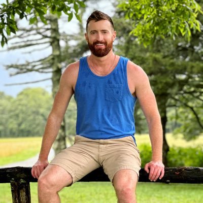 KnoxPeake's profile picture. I’m here to make you smile!