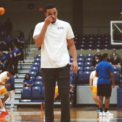 UMHB Alum ‘23 🎓🏀 | Fort Bend Marshall High School Assistant Coach 〽️🐂 | Jamal Shead Elite 17u Assistant Coach | ATX ➡️ HTX