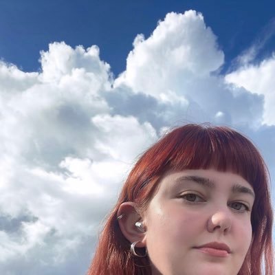 d__londin's profile picture. firelight