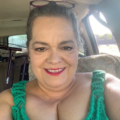 Grandma just wanting a free and peaceful place for my family. Follow me on POST @rebecas5 🌊💙 #Dems4Rights 🦋🐬 #BlueCrew Spout @rebecas5