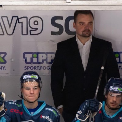 Hockey coach. Enimmäkseen jäkistä ja muuta sporttia, toisinaan muutakin elämää, huumorilla ja ilman. ig: @abogda17 Head coach @ Chamonix Pionniers, Ligue Magnus