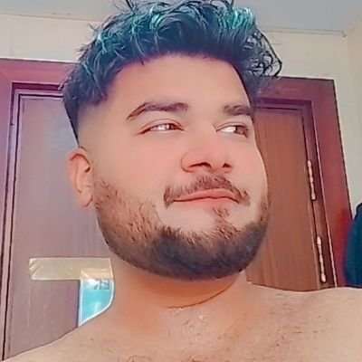 nsfwbabyboy5's profile picture. 