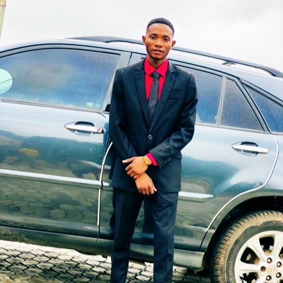 damics_ayo's profile picture. A man of Valour