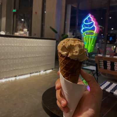 ﴿ كلُ من عليها فان و يبقى وجه ربّك ذو الجلال والإكرام ﴾