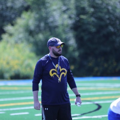 Defensive Coordinator @CSSSaintsFB - Central Missouri & UCF Alum 2022 NFL/NCAA Coaches Academy Participant