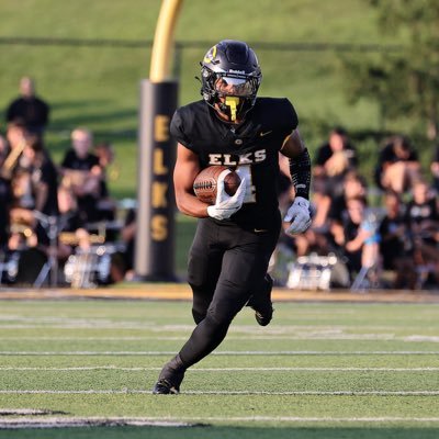 24’|5’10|175Lbs| first team all SW district |2ed team all Ohio|centerville Ohio|RB| Cell: 937-536-9655|HC cell:937-369-7759|https://t.co/xngcMePUgt