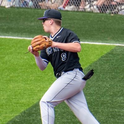 Franklin High School ‘25 RHP/1B/3B 6’2” 220 4.1 wGPA 3.7 uGPA.