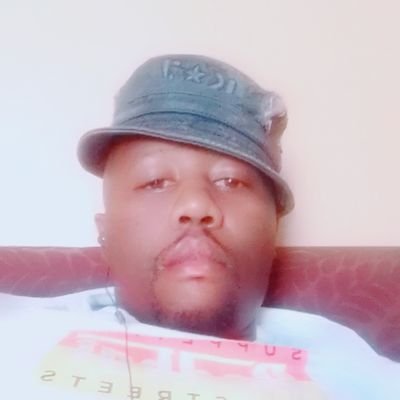 GogelaMfun42976's profile picture. 