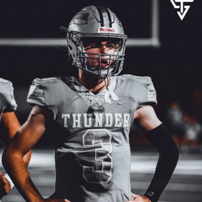 3⭐️QB~C/O 2026~6’2~165lbs~ Rocklin High School~ GPA: 3.75~ 1st All Metro~ Head 🏈coach Jason adams 📲(510)-376-5831~VARSITY🏈/🏀 https://t.co/mNkUoeBCDb