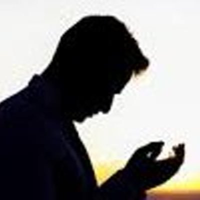 ♡ هُناكَ أحَلآم تَتعَدىّ الحَدُود وَ هُنآكَ رَبّ مُجيبّ عَلِيمْ بَ القُلُوبّ يَاربْ حَقّق مَاتَشِتهيہّ قِلوٌبنَا ..ツ♡