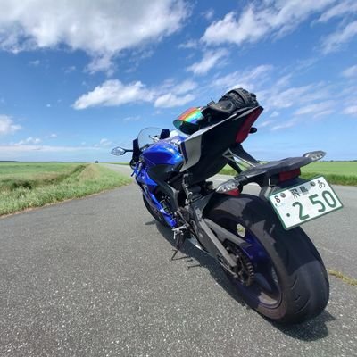 サブ垢のつもりが本垢になってしまったw 
                主にバイク関連や旅行 推しの歌手のライブ系 (Ado  ずっと真夜中で良いのに  ナナヲアカリ) の感想など色々独り言ツイートしてます。大変申し訳ないですが無言フォロー失礼致します💦