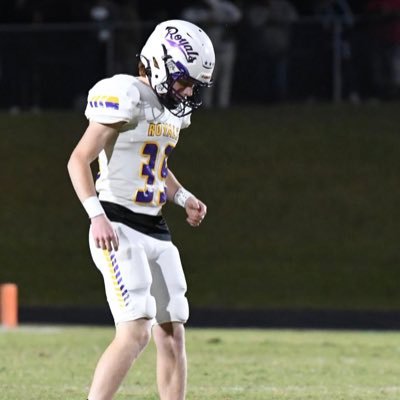 Bleckley County🏈| Class of 2025🎓| Kicker/punter| phone: 478-595-2725| | 3.6 gpa | https://t.co/U8Wu8VIc4n Email: fordchilders38@gmail.com