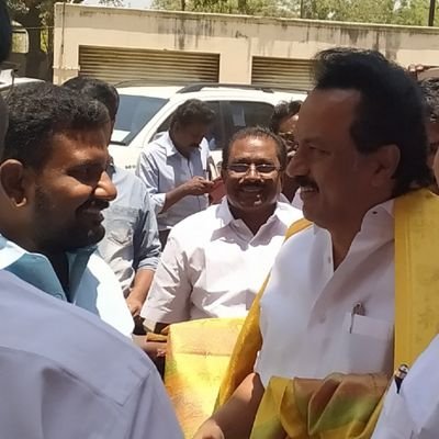 kingston_dinesh's profile picture. belong to dravidan stock ⚫🔴💯